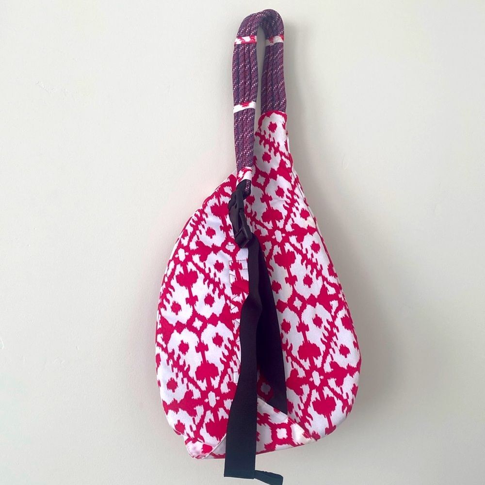 KAVU Rope Sling Fuchsia Pink Aztec Print Adjustable Hiking Beach Vacation - Picture 3 of 14